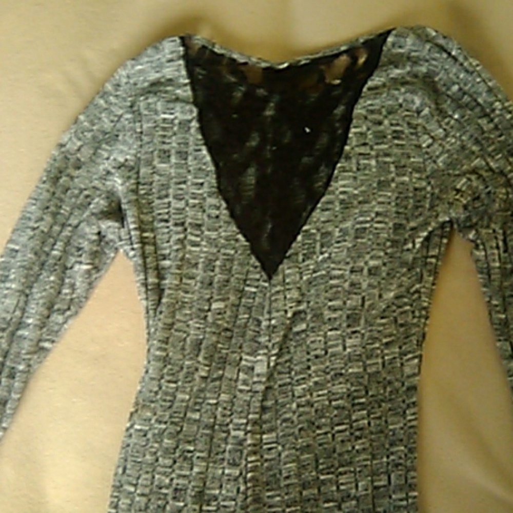 Dress - Picture 3 of 3